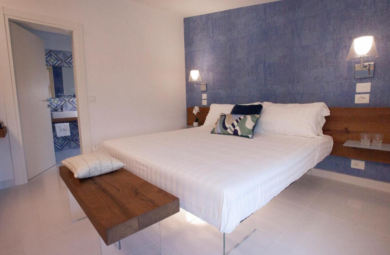 Aquamaris Design Suite & Spa 파이스툼 외부 사진