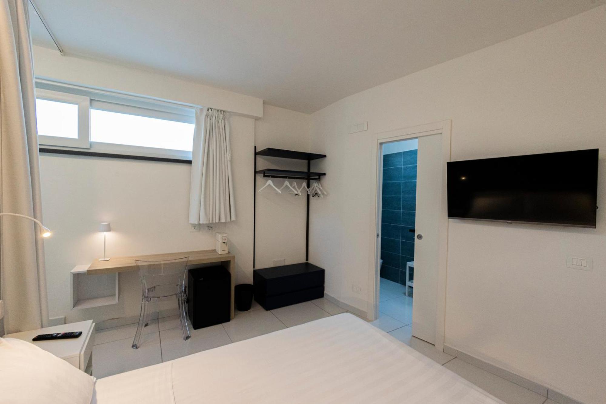 Aquamaris Design Suite & Spa 파이스툼 외부 사진